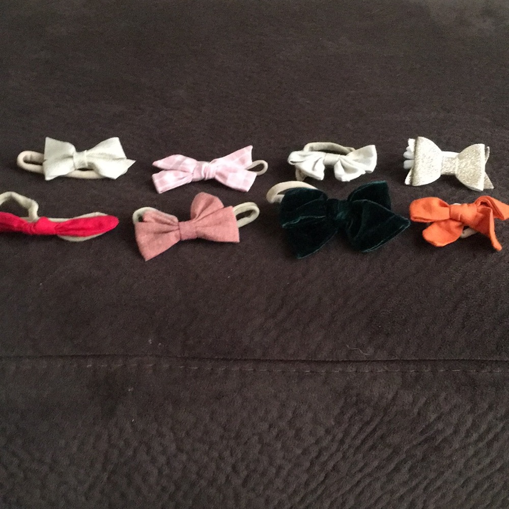 8 bows